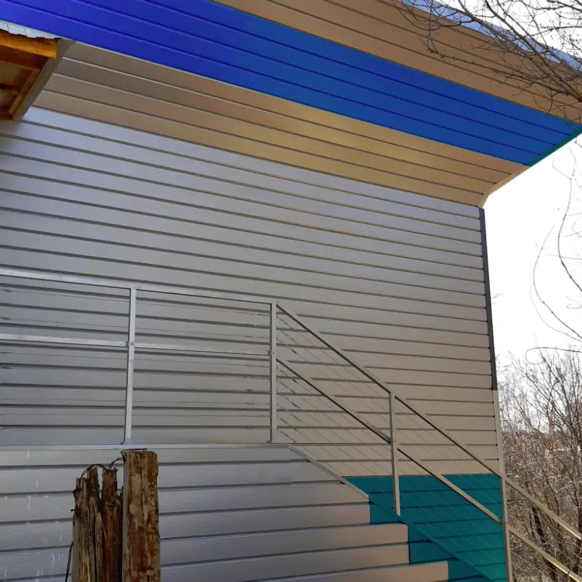 Фото 4 дома Перевертыш металлосайдинг Евро-Брус под брус в ассортименте