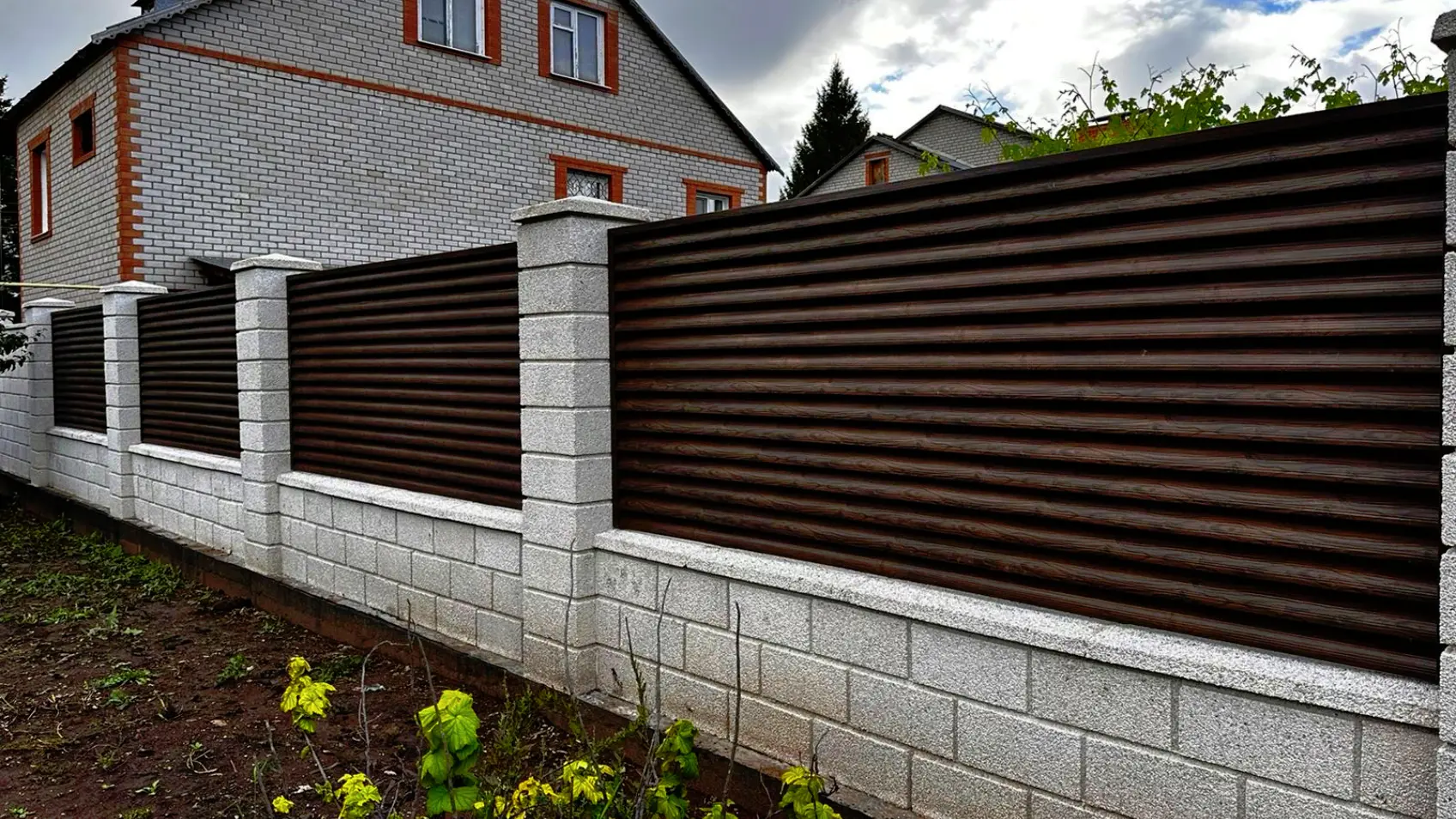 Фото 7 забор Еврожалюзи Темный Каштан 3D Принтек